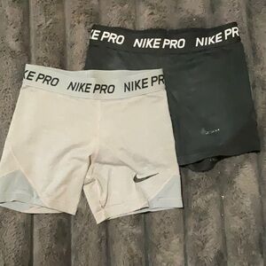 Girls Medium Nike pro shorts bundle